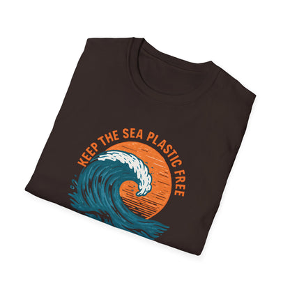 Keep the Sea Plastic Free Vintage Wave - Eco-Conscious Ocean Conservation Tee